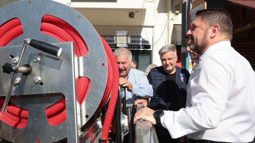 Δύο νέα Toyota Hilux στη μάχη κατά των πυρκαγιών
